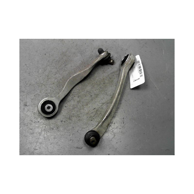 TRIANGLE SUPERIEUR AVANT GAUCHE VOLKSWAGEN PASSAT
