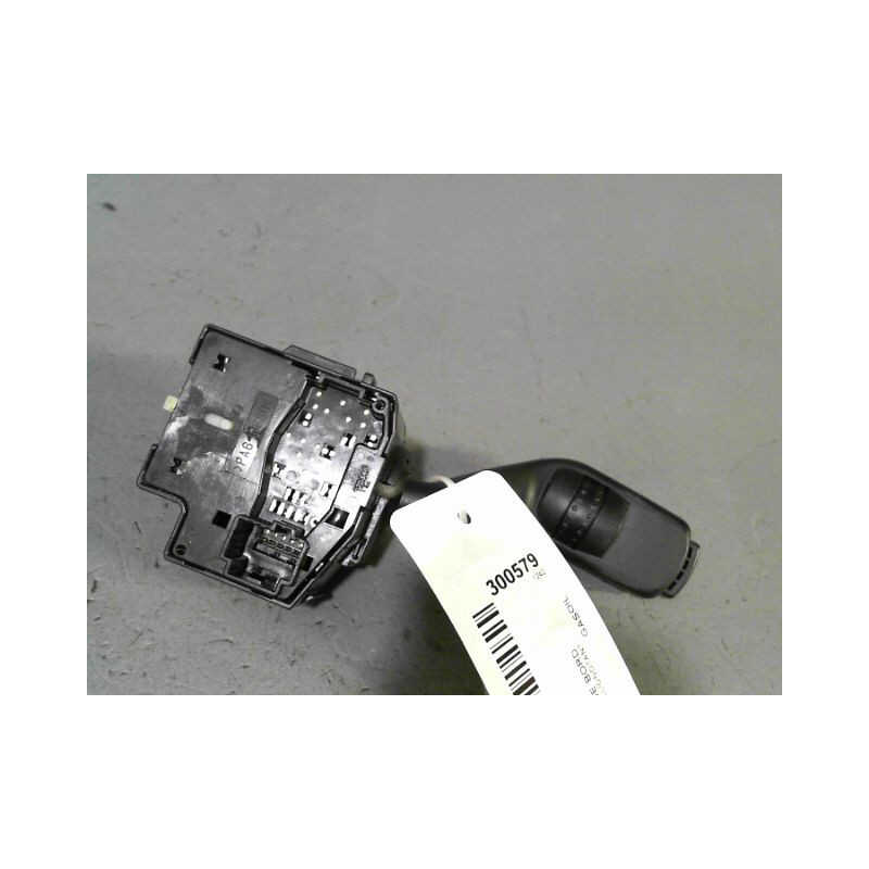 COMMANDE CLIGNOTANT FORD FOCUS