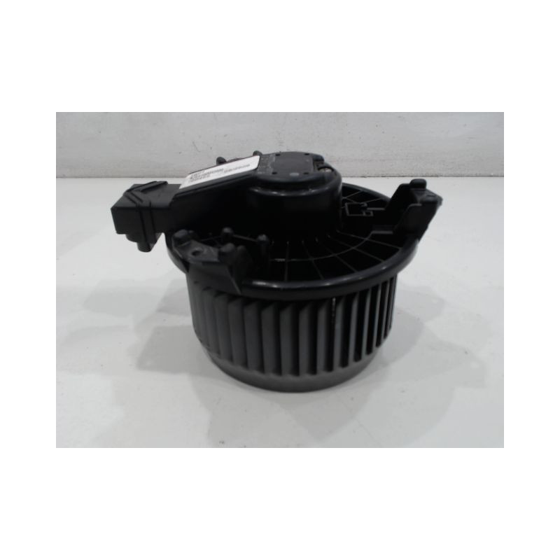 MOTEUR VENTILATEUR CHAUFFAGE SUZUKI SWIFT