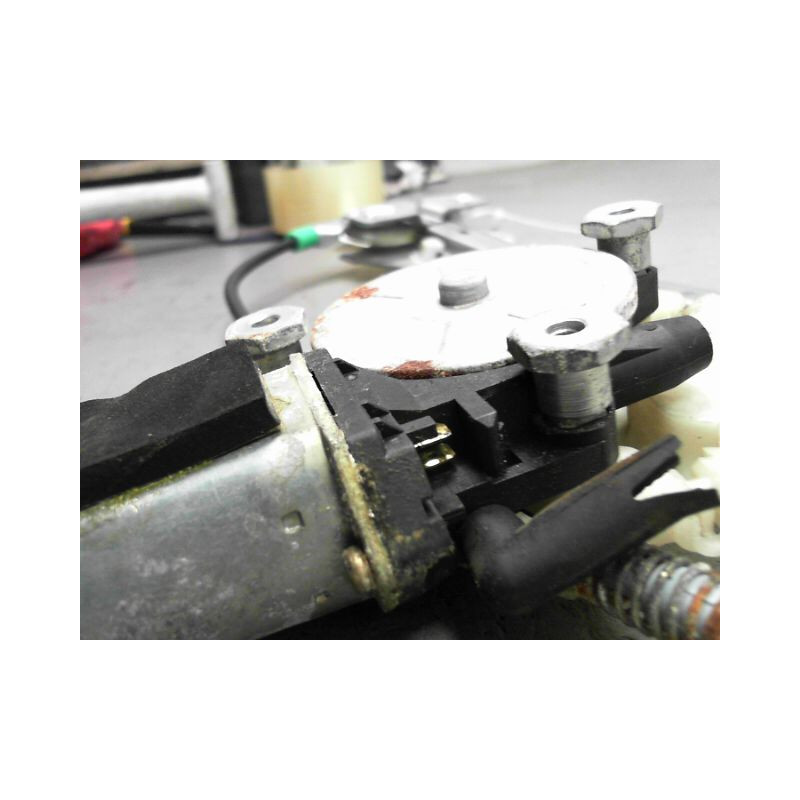 MECANISME+MOTEUR LEVE-GLACE AVANT DROIT VOLVO V40