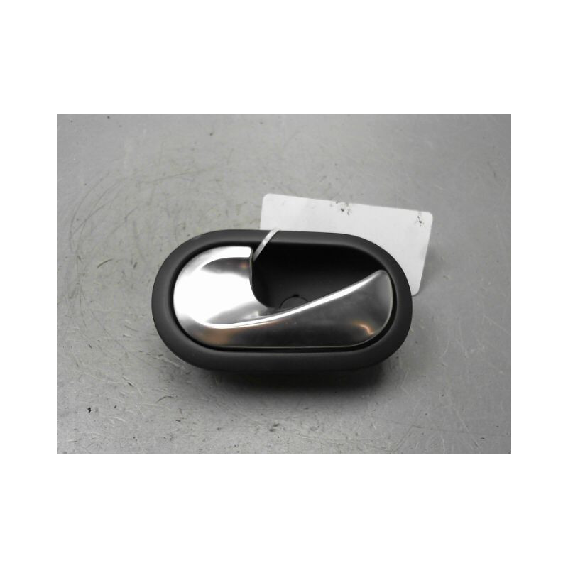 POIGNEE INTERIEURE PORTE ARRIERE GAUCHE RENAULT CLIO III Phase 1 2005-2009