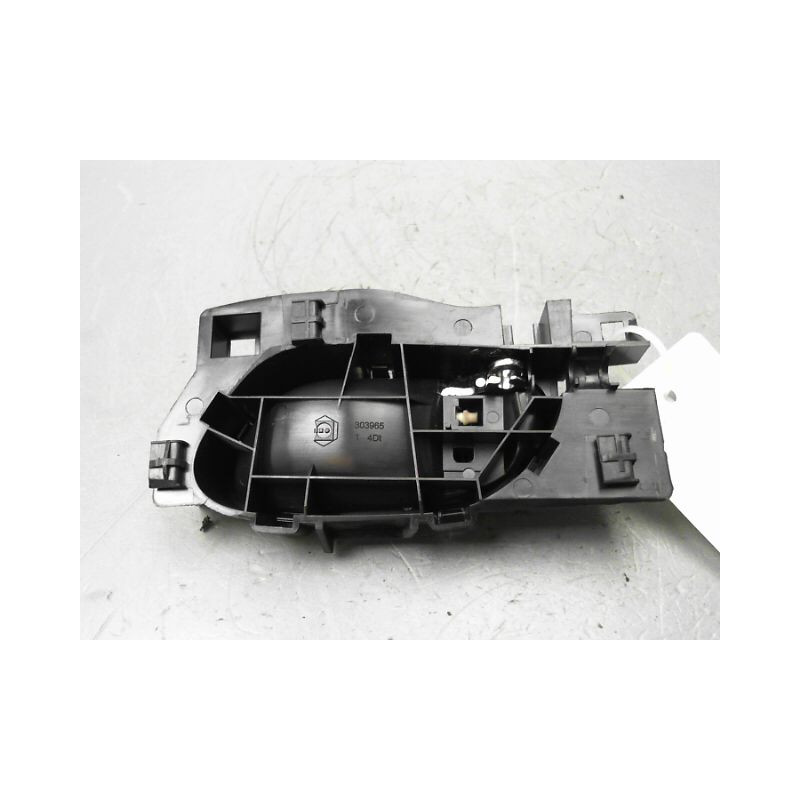 POIGNEE INTERIEURE PORTE AVANT DROIT PEUGEOT 207 2006-2013