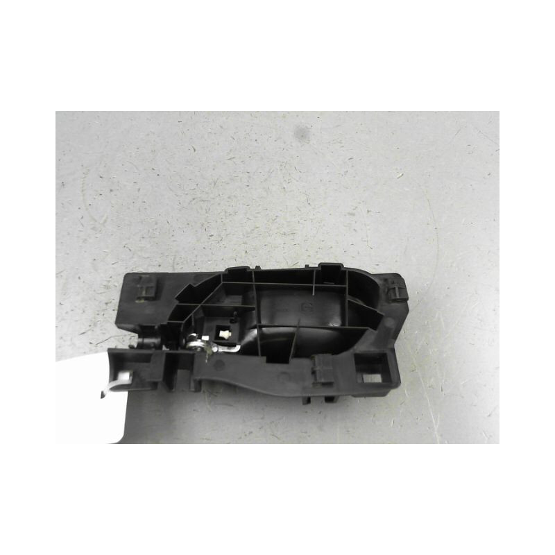 POIGNEE INTERIEURE PORTE AVANT DROIT PEUGEOT PARTNER TEPEE II Phase 1 (B9) 2008-2012