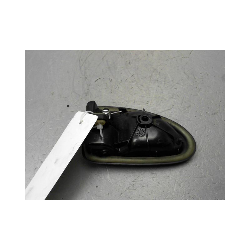 POIGNEE INTERIEURE PORTE ARRIERE DROIT RENAULT CLIO II Phase 2 2001-2006