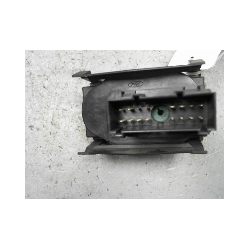 COMMANDE ECLAIRAGE FORD FIESTA