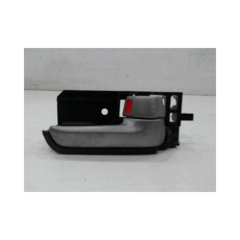 POIGNEE INTERIEURE PORTE AVANT DROIT SUZUKI SWIFT