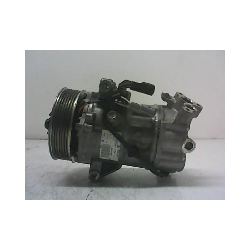 COMPRESSEUR AIR CONDITIONNE RENAULT CLIO
