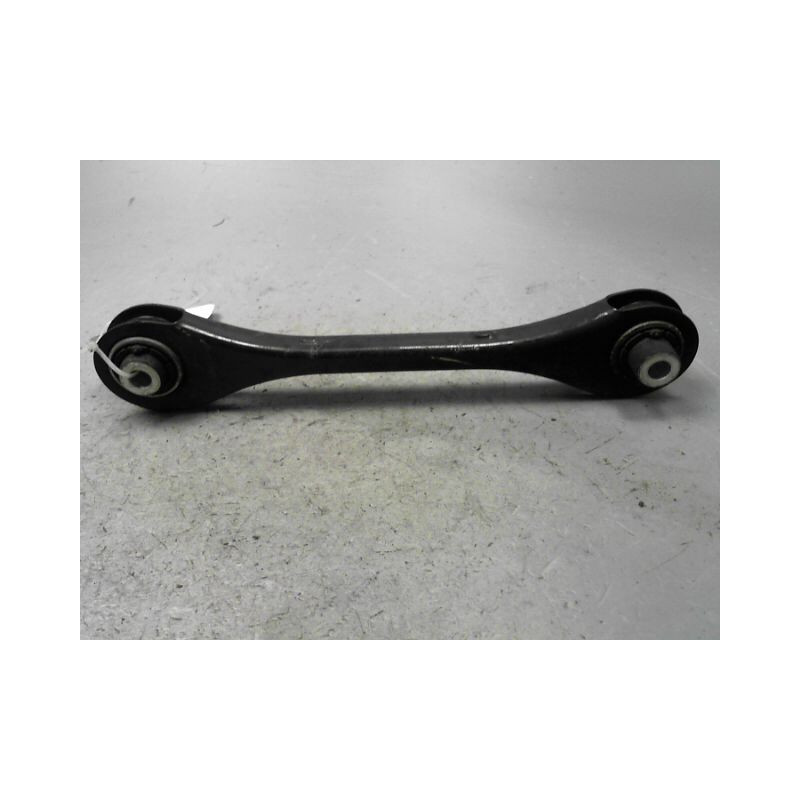 TRIANGLE INFERIEUR ARRIERE DROIT AUDI A3