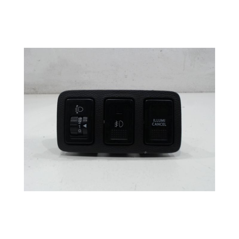 INTERIEUR COMMANDE PHARES SUZUKI SWIFT