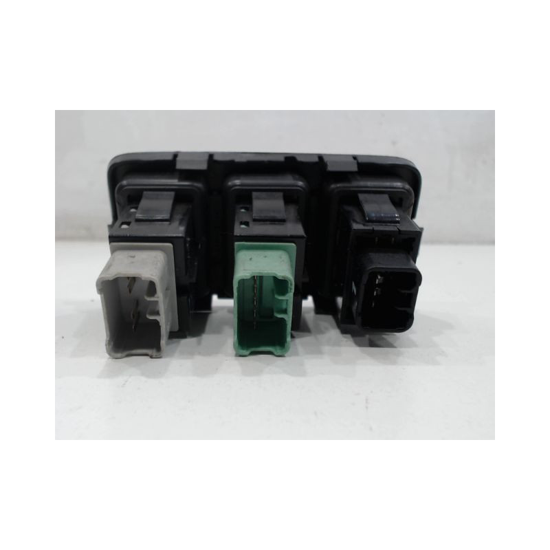 INTERIEUR COMMANDE PHARES SUZUKI SWIFT