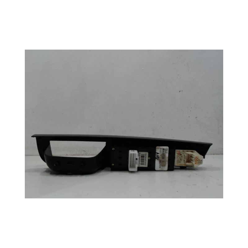 COMMANDE LEVE-GLACE PORTE AVG KIA CEE-D