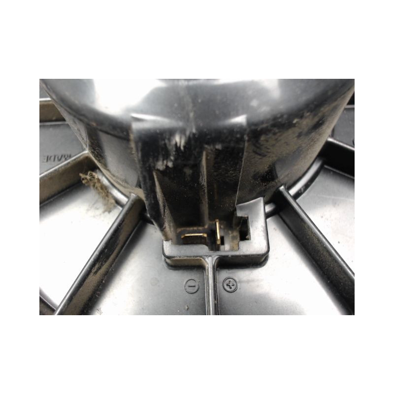 MOTEUR VENTILATEUR CHAUFFAGE MITSUBISHI PAJERO