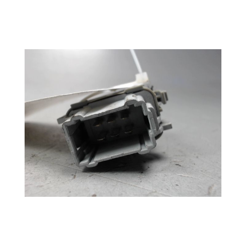 COMMANDE LEVE-GLACE PORTE AVD RENAULT MEGANE