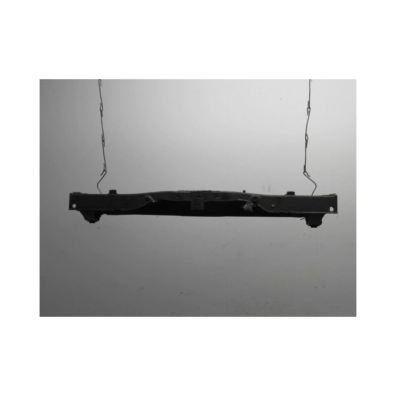 TRAVERSE SUPERIEURE ARMATURE AVANT TOYOTA COROLLA