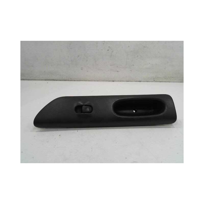 COMMANDE LEVE-GLACE PORTE AVD RENAULT ESPACE