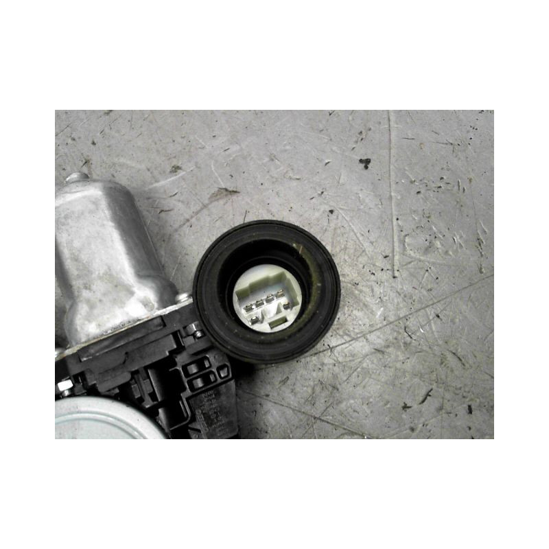 MECANISME+MOTEUR LEVE-GLACE AVANT GAUCHE SUZUKI SWIFT
