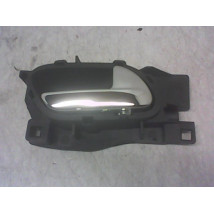 POIGNEE INTERIEURE PORTE AVANT DROIT CITROEN C4