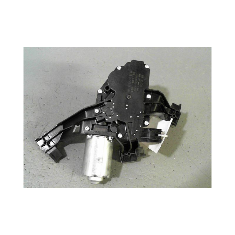 MOTEUR ESSUIE-GLACE ARRIERE PEUGEOT 207