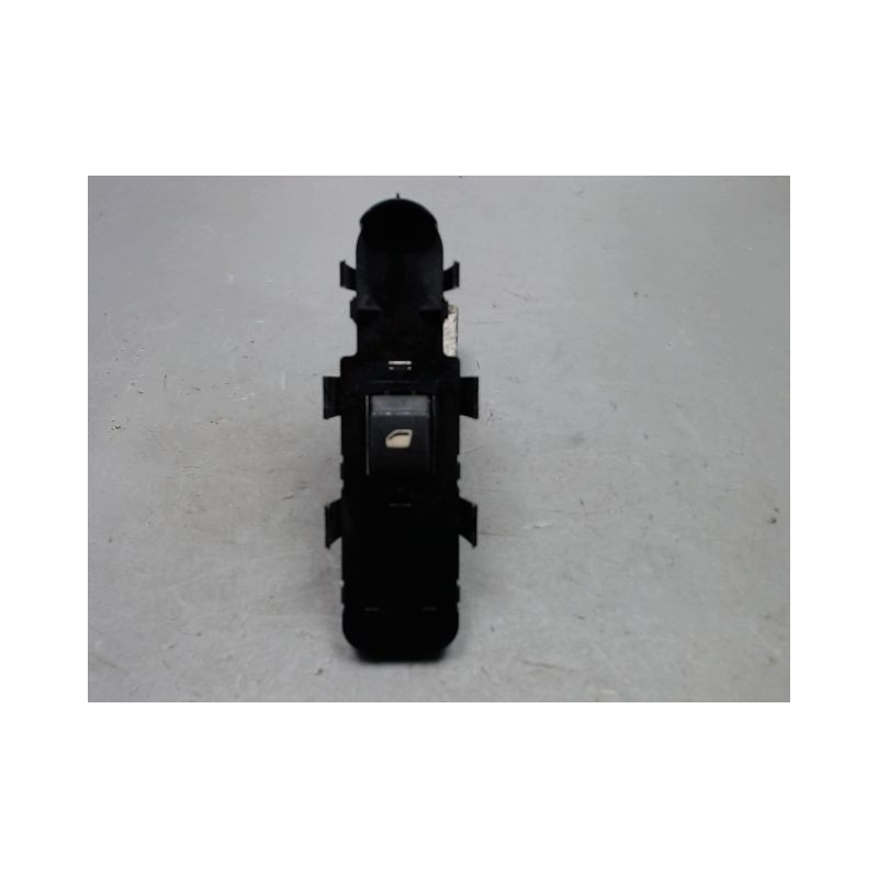 COMMANDE LEVE-GLACE PORTE AVD PEUGEOT 207