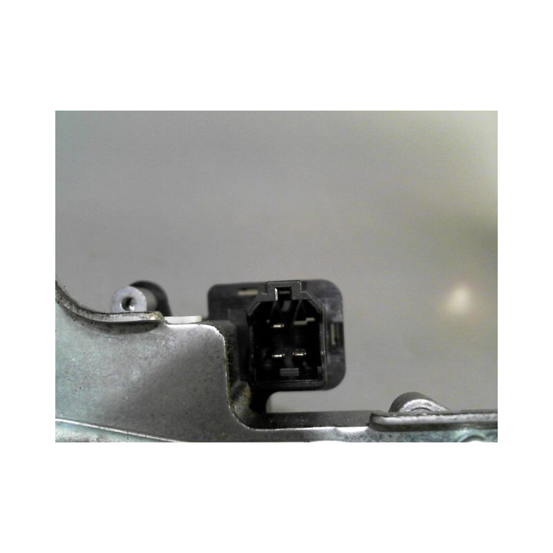 MOTEUR ESSUIE-GLACE ARRIERE SUZUKI SWIFT