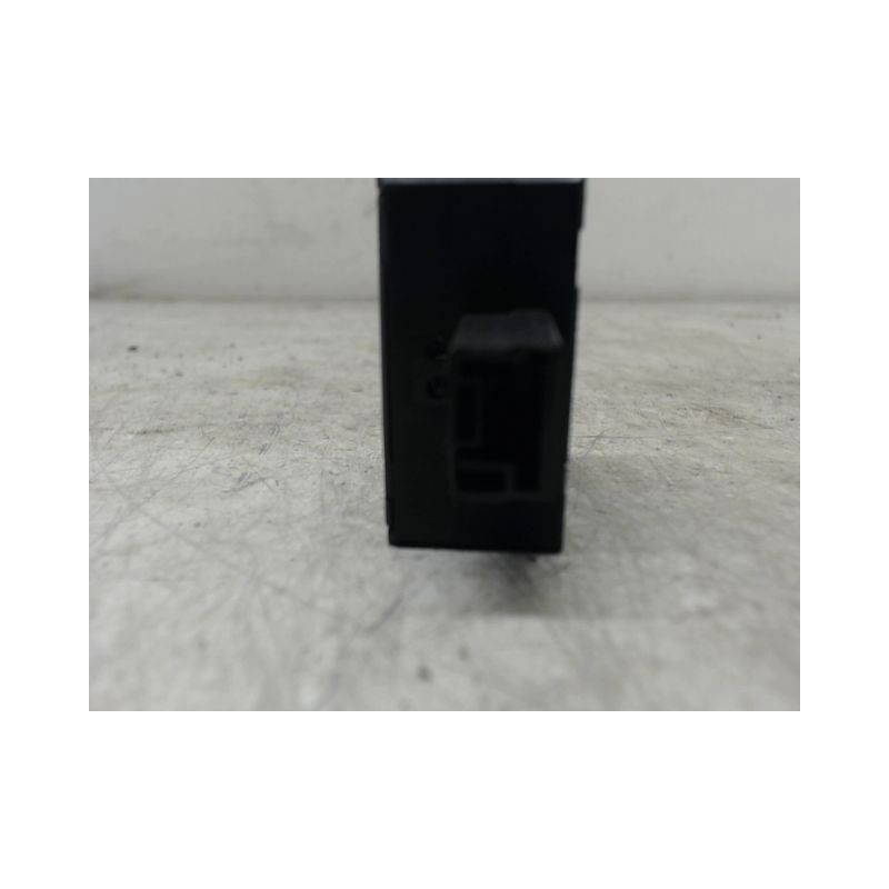 INTERIEUR COMMANDE PHARES PEUGEOT 208