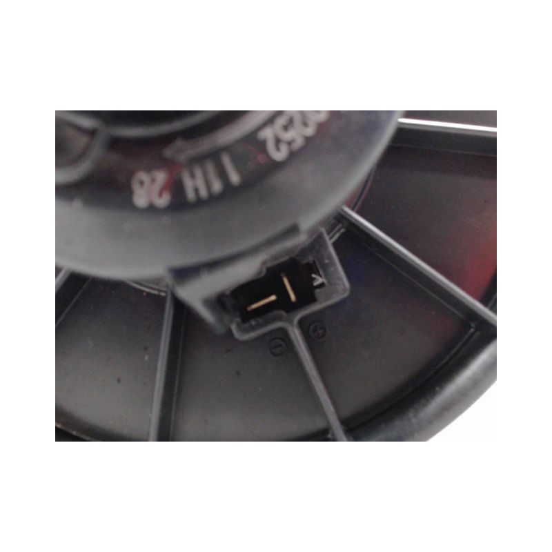 MOTEUR VENTILATEUR CHAUFFAGE MAZDA RX8