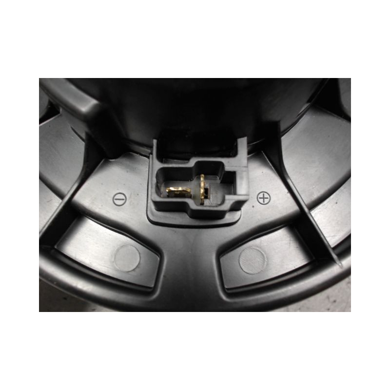 MOTEUR VENTILATEUR CHAUFFAGE TOYOTA COROLLA