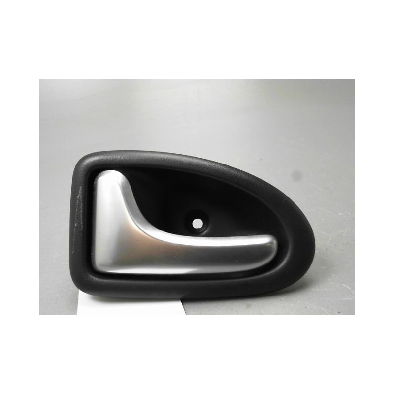 POIGNEE INTERIEURE PORTE ARRIERE GAUCHE RENAULT CLIO II Phase 2 2001-2006