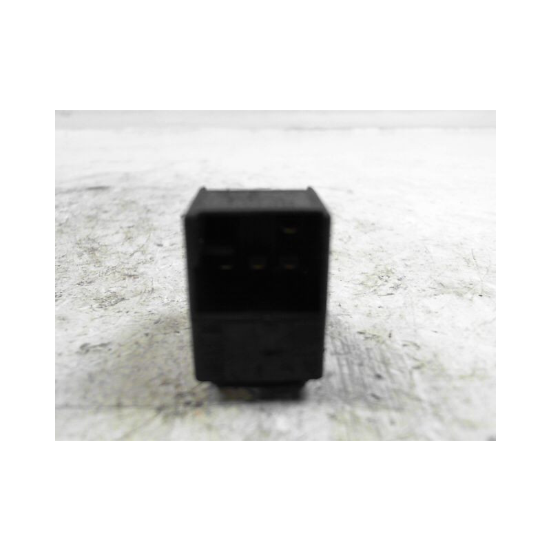 COMMANDE LEVE-GLACE PORTE AVD VOLKSWAGEN PASSAT 96-2000