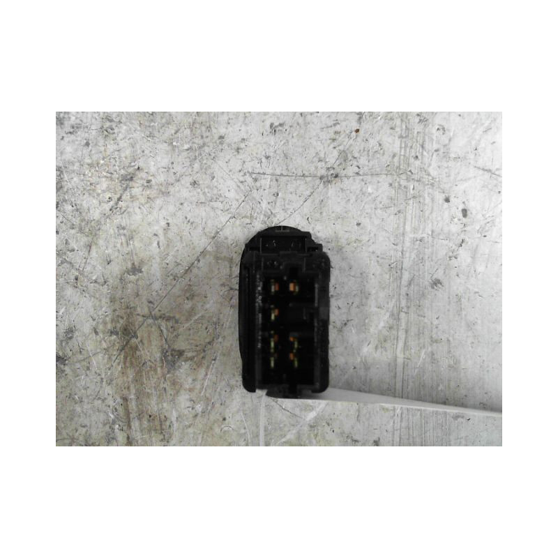COMMANDE LEVE-GLACE PORTE AVD CITROEN C3 2005-