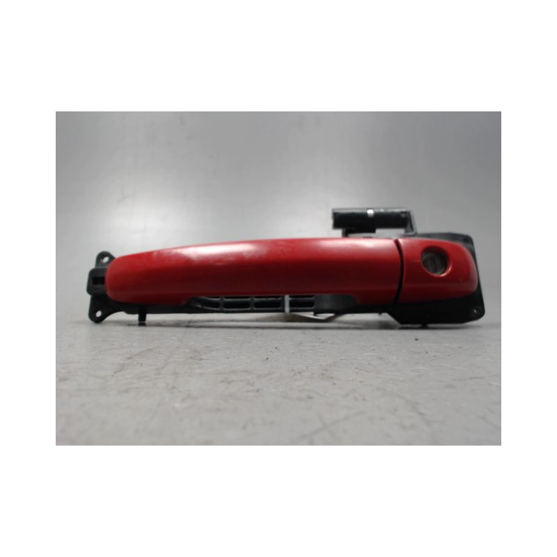 POIGNEE EXTERIEURE PORTE AVANT GAUCHE SUZUKI SWIFT