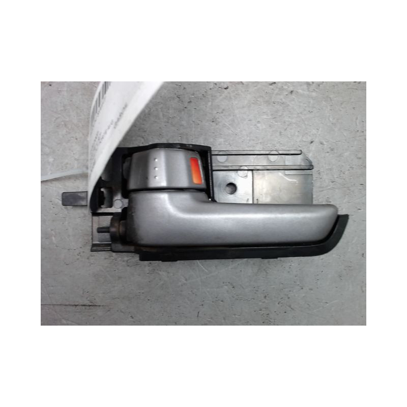 POIGNEE INTERIEURE PORTE AVANT GAUCHE SUZUKI SWIFT