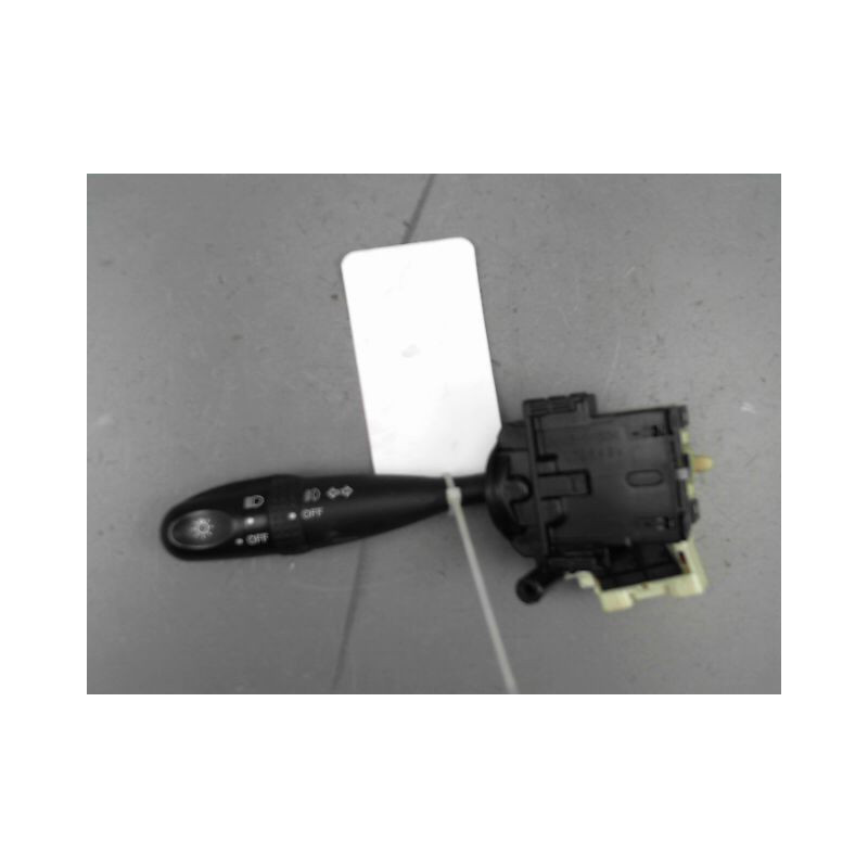 COMMANDE ECLAIRAGE TOYOTA RAV4 2003-
