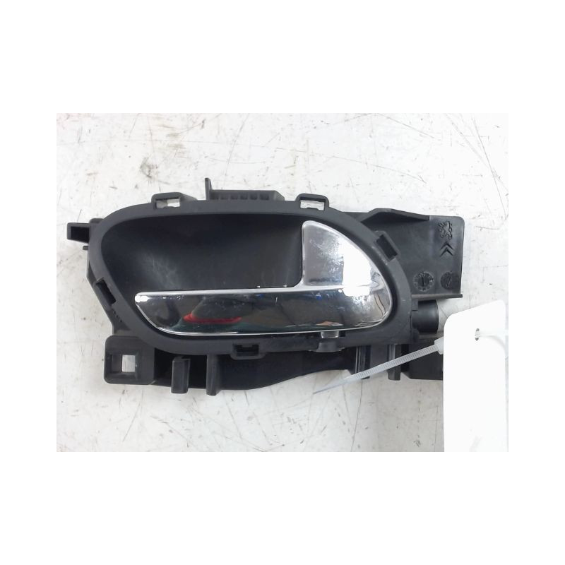 POIGNEE INTERIEURE PORTE AVANT DROIT PEUGEOT 3008 2009-