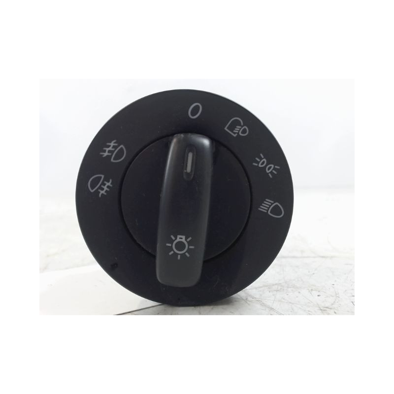 COMMANDE ECLAIRAGE VOLKSWAGEN PASSAT SW 2005-
