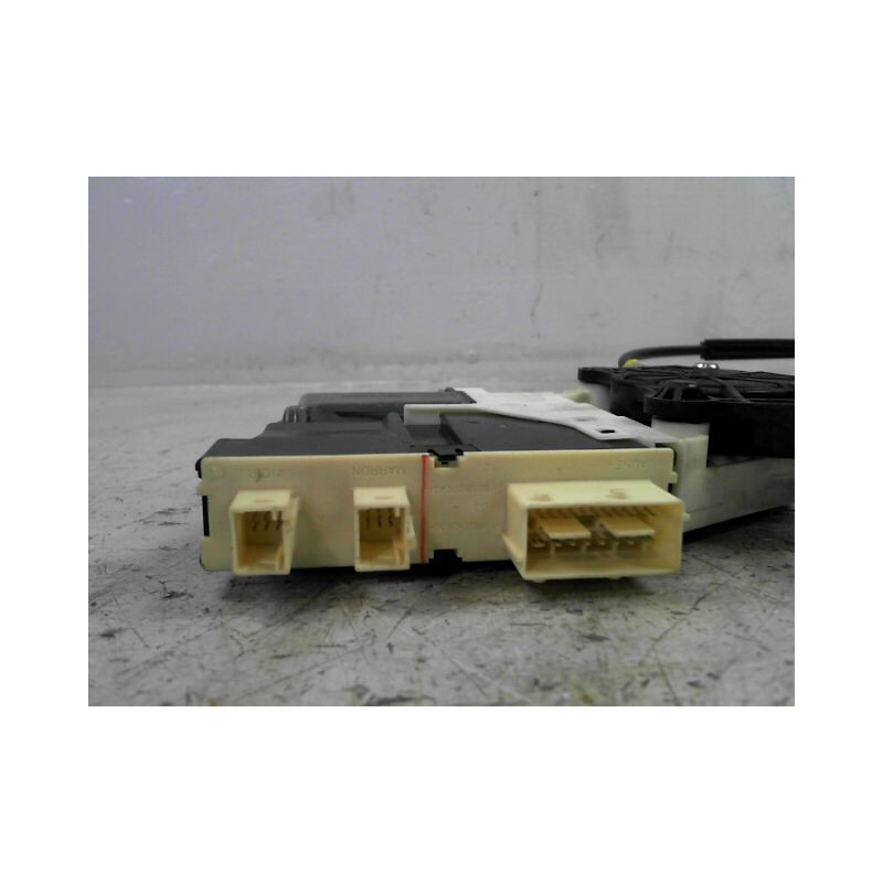 MECANISME+MOTEUR LEVE-GLACE AVANT DROIT PEUGEOT 307 2005-