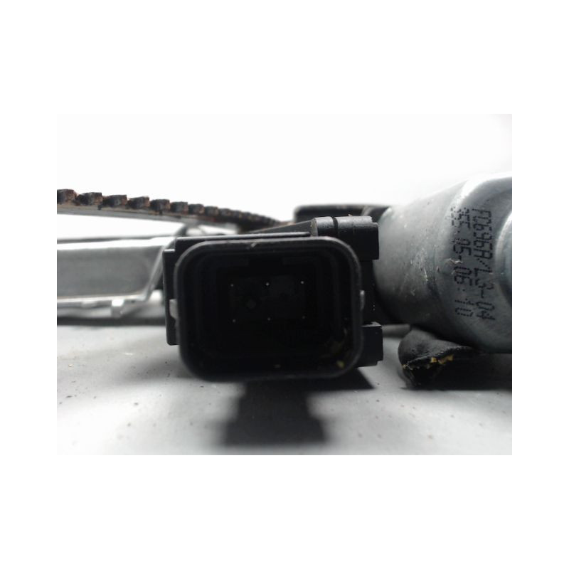 MECANISME+MOTEUR LEVE-GLACE AVANT DROIT OPEL CORSA