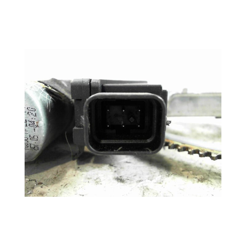 MECANISME+MOTEUR LEVE-GLACE AVANT DROIT OPEL CORSA 03-06
