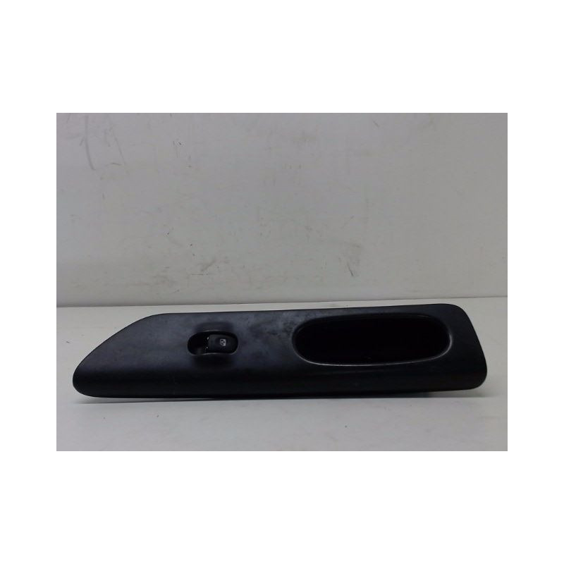 COMMANDE LEVE-GLACE PORTE AVD RENAULT LAGUNA 98-2000