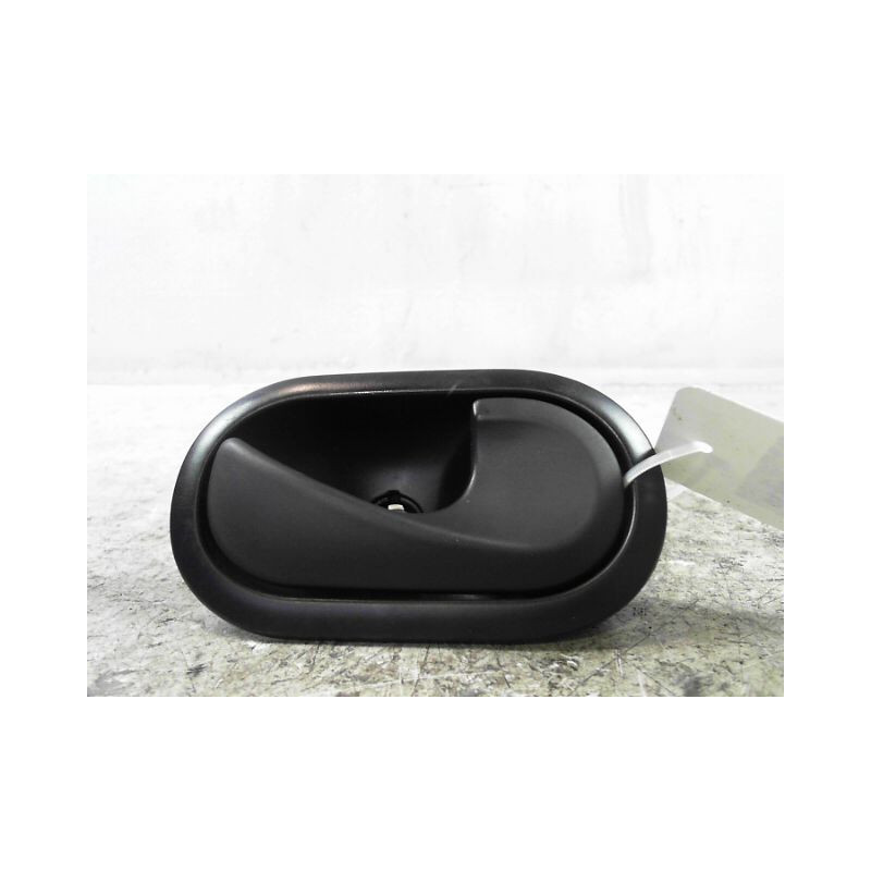 POIGNEE INTERIEURE PORTE AVANT DROIT RENAULT CLIO III 2010-