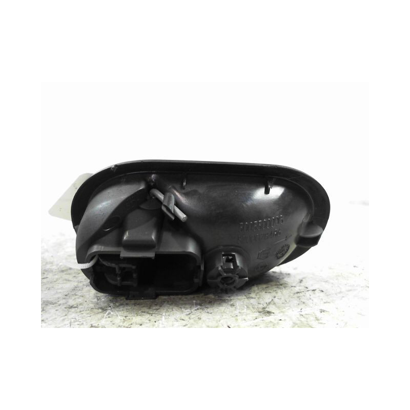 POIGNEE INTERIEURE PORTE AVANT DROIT RENAULT CLIO III 2010-
