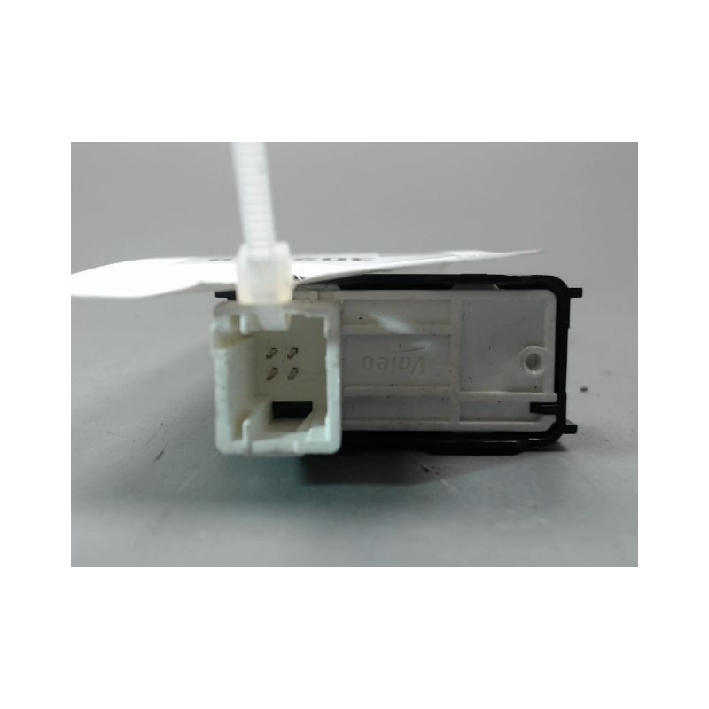 COMMANDE LEVE-GLACE PORTE ARD PEUGEOT 208