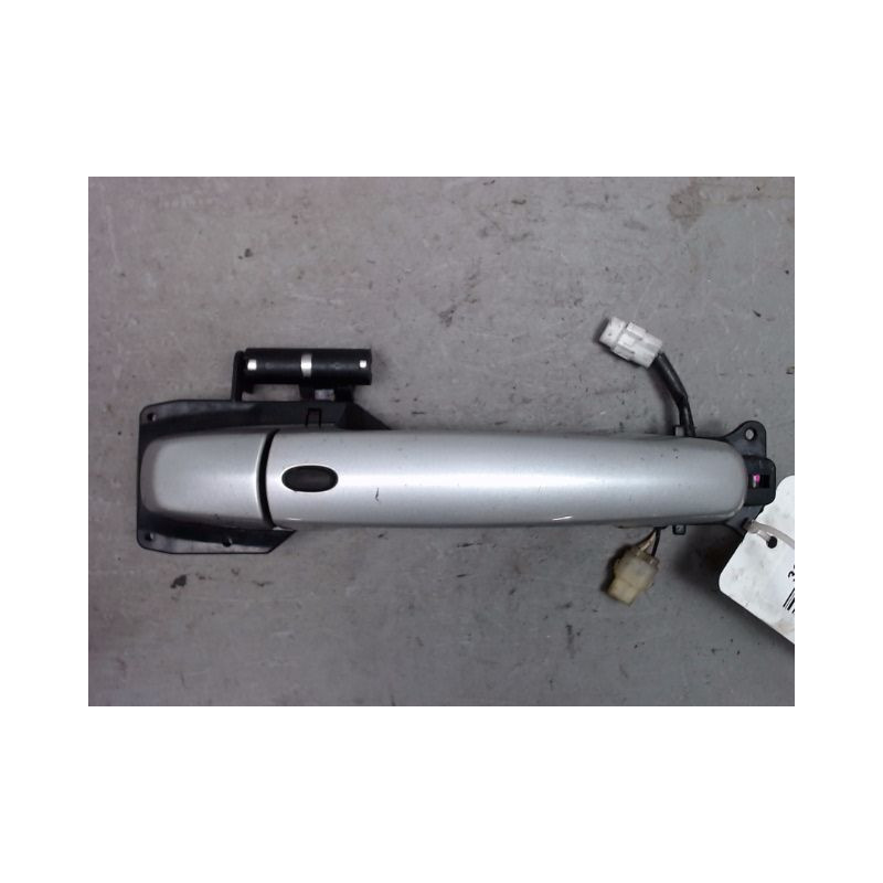 POIGNEE EXTERIEURE PORTE AVANT DROIT SUZUKI SWIFT