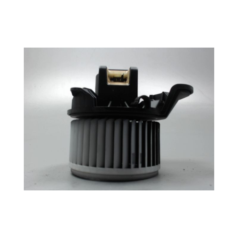 MOTEUR VENTILATEUR CHAUFFAGE OPEL CORSA