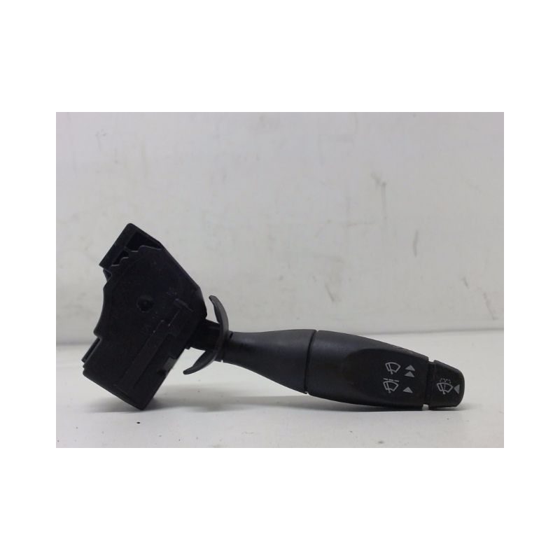 COMMANDE ESSUIE GLACE FORD FUSION