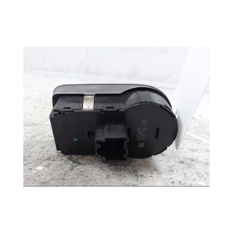 COMMANDE ECLAIRAGE OPEL CORSA 2010-