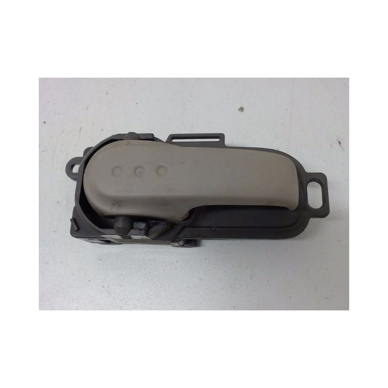 POIGNEE INTERIEURE PORTE AVANT DROIT NISSAN MICRA 2003-2005