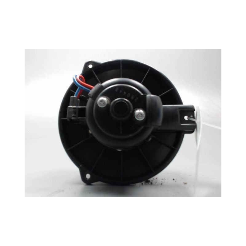 MOTEUR VENTILATEUR CHAUFFAGE TOYOTA AVENSIS