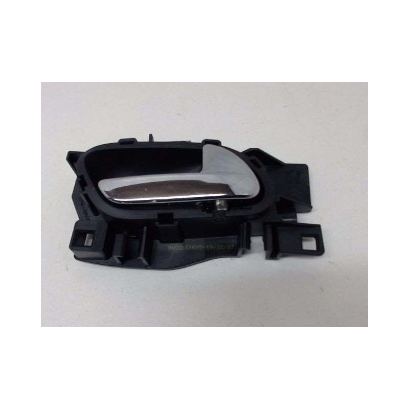 POIGNEE INTERIEURE PORTE AVANT DROIT PEUGEOT 207 5P
