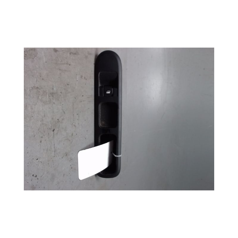 COMMANDE LEVE-GLACE PORTE AVD PEUGEOT 3008 2009-